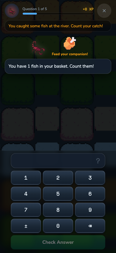 Pantalla de misi&oacute;n con un problema de matem&aacute;ticas dentro de una narrativa RPG con compa&ntilde;ero y teclado num&eacute;rico